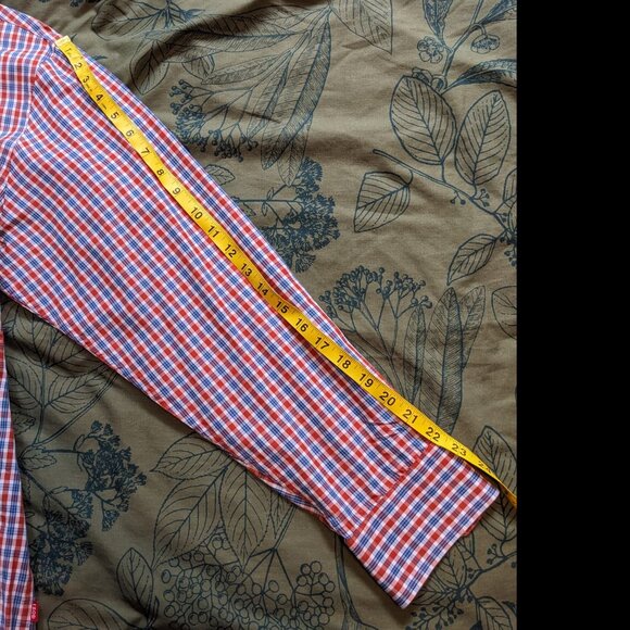 Izod Blue and Red Gingham Men's Medium Dress Shirt - Picture 4 of 4